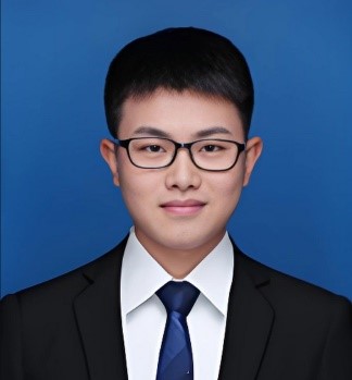 何平
